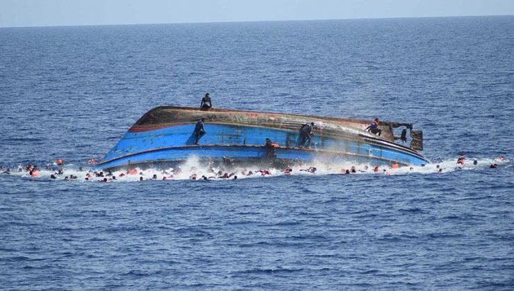 Florida açıklarında tekne alabora oldu, 39 kayıp aranıyor