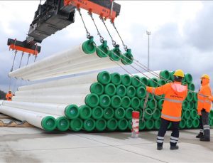 En büyük doğal gaz keşfini taşıyacak borular Filyos Limanı’na geldi