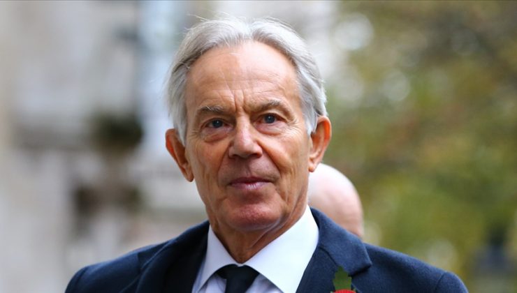 Tony Blair’in şövalyelik unvanının geri alınması için imza kampanyası başlatıldı