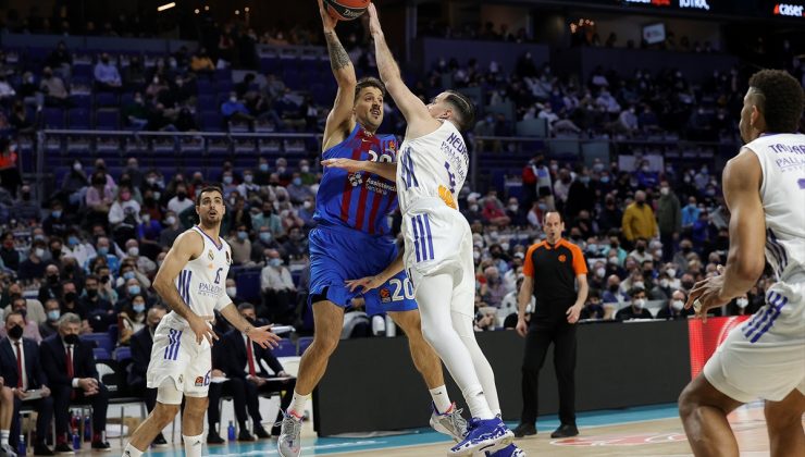 Basketbolun El Clasico’sunda gülen Barça oldu