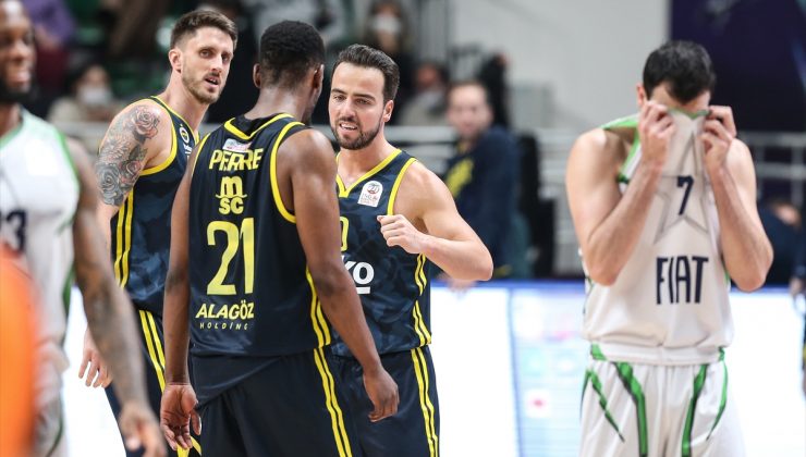 Basketbolda erken derbi Fenerbahçe-Galatasaray