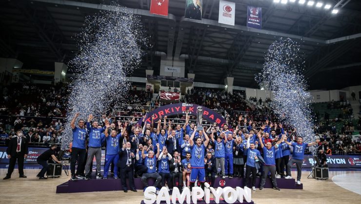 Türkiye Kupası 12.defa Anadolu Efes’in 86-72