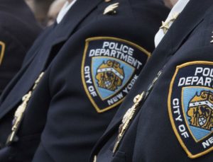 New York polisine ‘nefret suçu’ davası