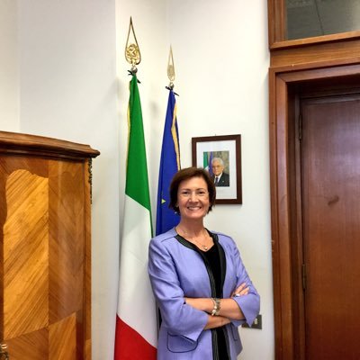 İtalya’nın Avustralya Büyükelçisi balkondan düşerek öldü