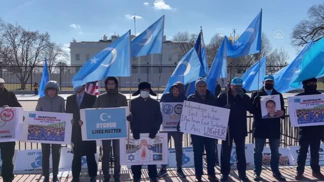 Uygur Türklerinden Beyaz Saray önünde protesto