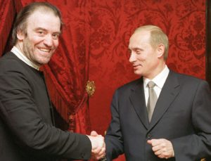 Rusya’nın Ukrayna’ya saldırısına karşı çıkmayan Rus şef Gergiev, operadan dışlandı