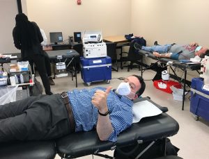 Paterson Belediye Başkanı Sayegh kan bağışı yaptı