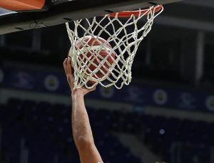 Fenerbahçe Beko sonunu getiremedi 74 – 69