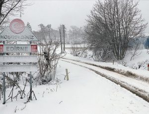 Trakya’da kar yağışı etkili oluyor
