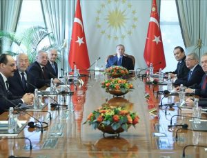 Cumhurbaşkanı Erdoğan, Aksakallar Konseyi heyetini kabul etti