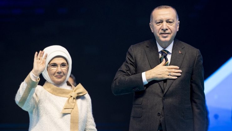 Cumhurbaşkanı Erdoğan ve eşinin Kovid-19 testi pozitif çıktı