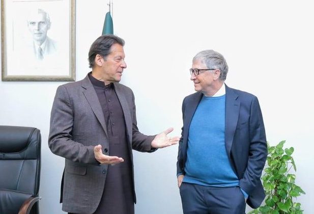 Pakistan Başbakanı İmran Han’dan Bill Gates’e teşekkür