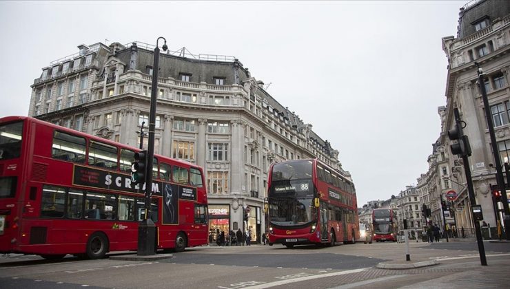 Londra’da toplu taşıma ücretlerine yüzde 5 zam