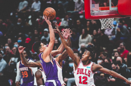 Suns sezonun 43. galibiyetini Bulls karşısında aldı