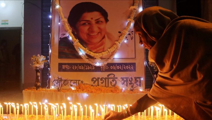 “Hindistan’ın bülbülü” Lata Mangeshkar 92 yaşında öldü