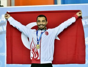 Ferhat Arıcan, Avrupa’da 2021 yılının en iyi erkek cimnastikçisi seçildi