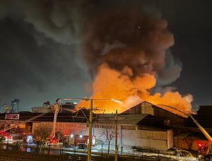 İstanbul Tuzla’da korkutan yangın
