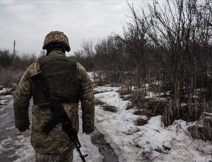 Rus yanlısı ayrılıkçıların açtığı ateş sonucu bir Ukrayna askeri öldü