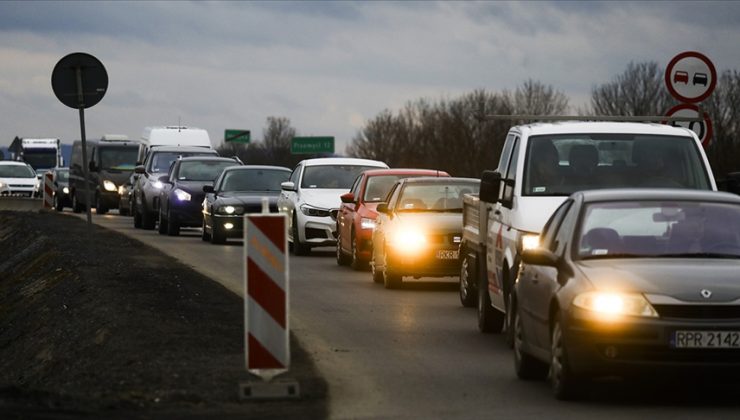 Dışişleri’nden, Ukrayna’dan ayrılacak Türk vatandaşlarına bilgilendirme