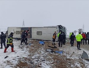 Yozgat’ta yolcu otobüsü devrildi: 1 ölü, 34 yaralı