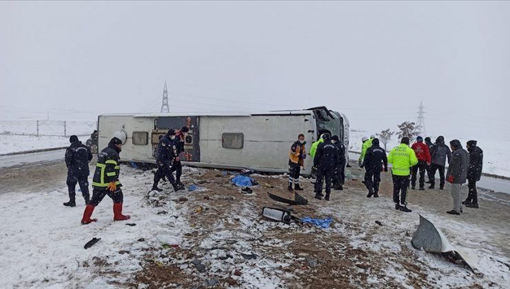 Yozgat’ta yolcu otobüsü devrildi: 1 ölü, 34 yaralı