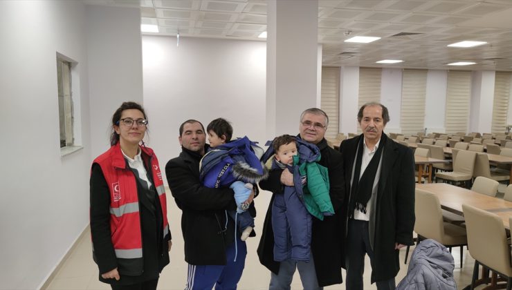 Ukrayna’dan tahliye Ahıska Türkleri Bursa’ya geldi