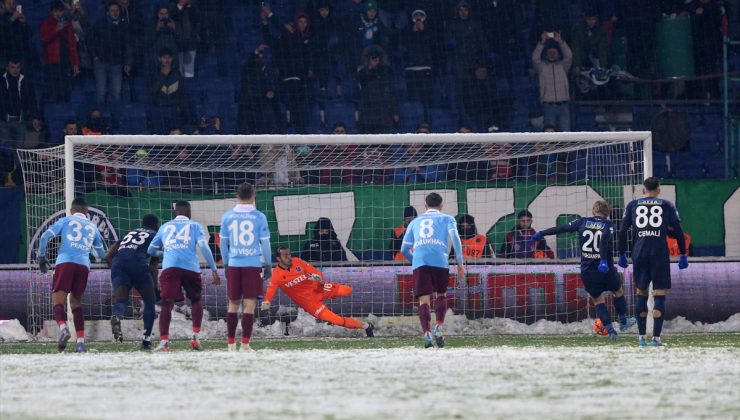 Çaykur Rizespor Trabzonspor’un canını yaktı 3-2