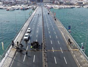 Unkapanı Köprüsü trafiğe kapatıldı