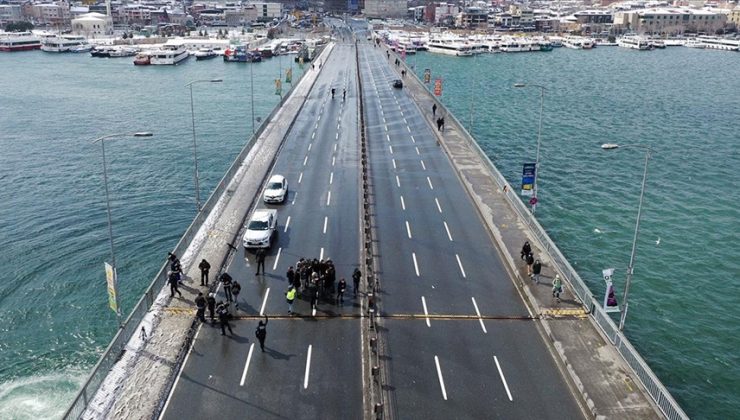 Unkapanı Köprüsü trafiğe kapatıldı