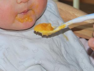 Salmonellalı mama 4 aylık bebeğe kabus yaşattı