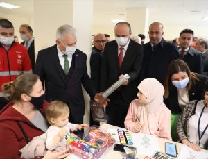 Binali Yıldırım’dan Ukrayna’dan gelen Kırım Tatar Türklerine ziyaret