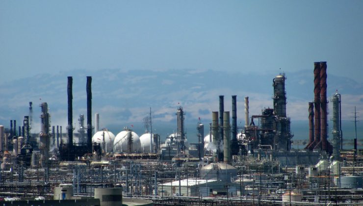 Chevron’a ait Kaliforniya rafinerisinde işçiler greve gitti