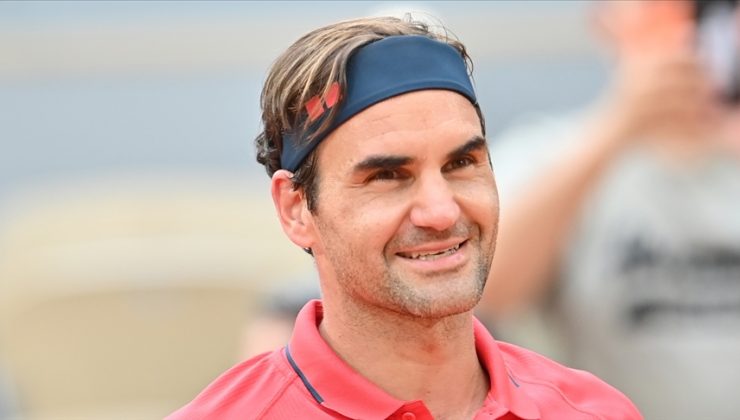 Federer’den savaştan etkilenen Ukraynalı çocuklara 500 bin dolar bağış