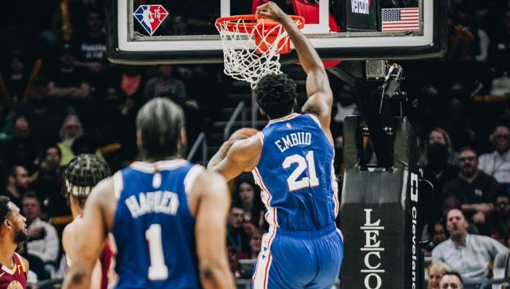 Harden ve Embiid “double-double” yaptı, 76ers kazandı