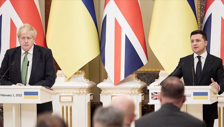 İngiltere Başbakanı Johnson, Ukrayna Devlet Başkanı Zelenskiy ile görüştü