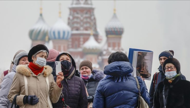 Moskova’da maske zorunluluğu sona eriyor