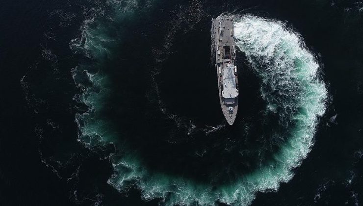 İstanbul alarmda: Boğaz açıklarındaki mayına müdahale ediliyor!