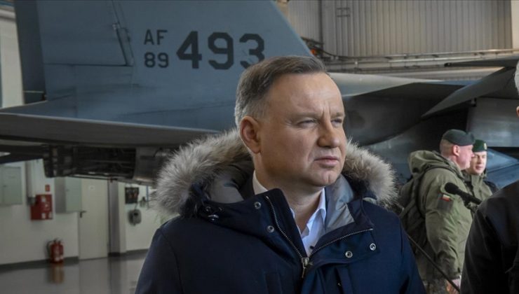 Polonya Cumhurbaşkanı Duda’nın uçağı arıza nedeniyle acil iniş yaptı