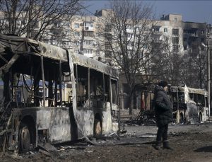 Rusya Ukrayna’daki 14 kentin belediye başkanını rehin aldı