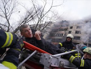 Rusya, Ukrayna’nın başkenti Kiev’i vurmaya devam ediyor