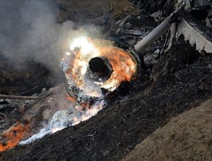 Romanya’da savaş uçağı ile askeri helikopter düştü