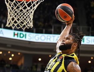 Fenerbahçe Beko İspanya’da dağıldı 77-62