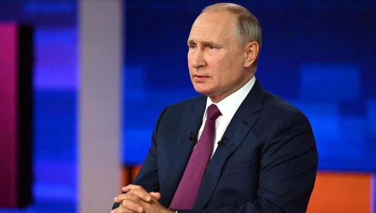 Putin, Ukrayna savaşına yönelik “sahte haberlere” hapis cezası öngören düzenlemeyi onayladı