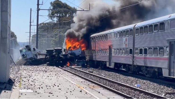 San Francisco’da tren kazası: 13 kişi yaralandı