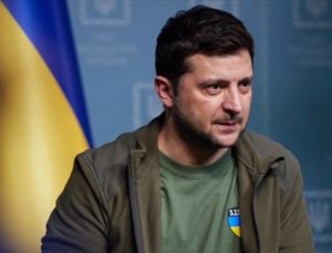 Zelenskiy ABD’den uçuşa yasak bölge ve S-300’ler konusunda destek istedi