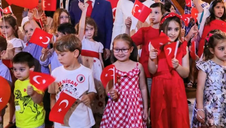 23 Nisan ABD’de de coşkuyla kutlandı