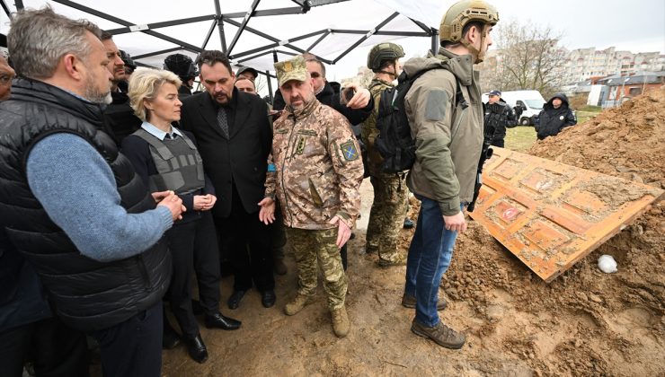 AB liderleri von der Leyen ve Borrell, Ukrayna’nın Buça kentini ziyaret etti