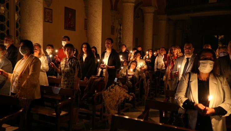 Hatay’daki kiliselerde Paskalya Bayramı ayini yapıldı