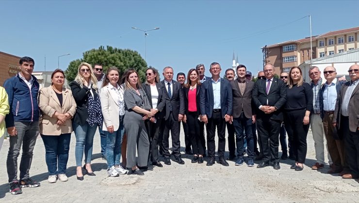 CHP Grup Başkanvekili Özel, Osman Kavala’yı cezaevinde ziyaret etti