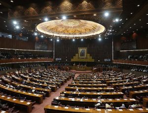 Pakistan’da meclis üstünlüğü muhalefete geçmişti